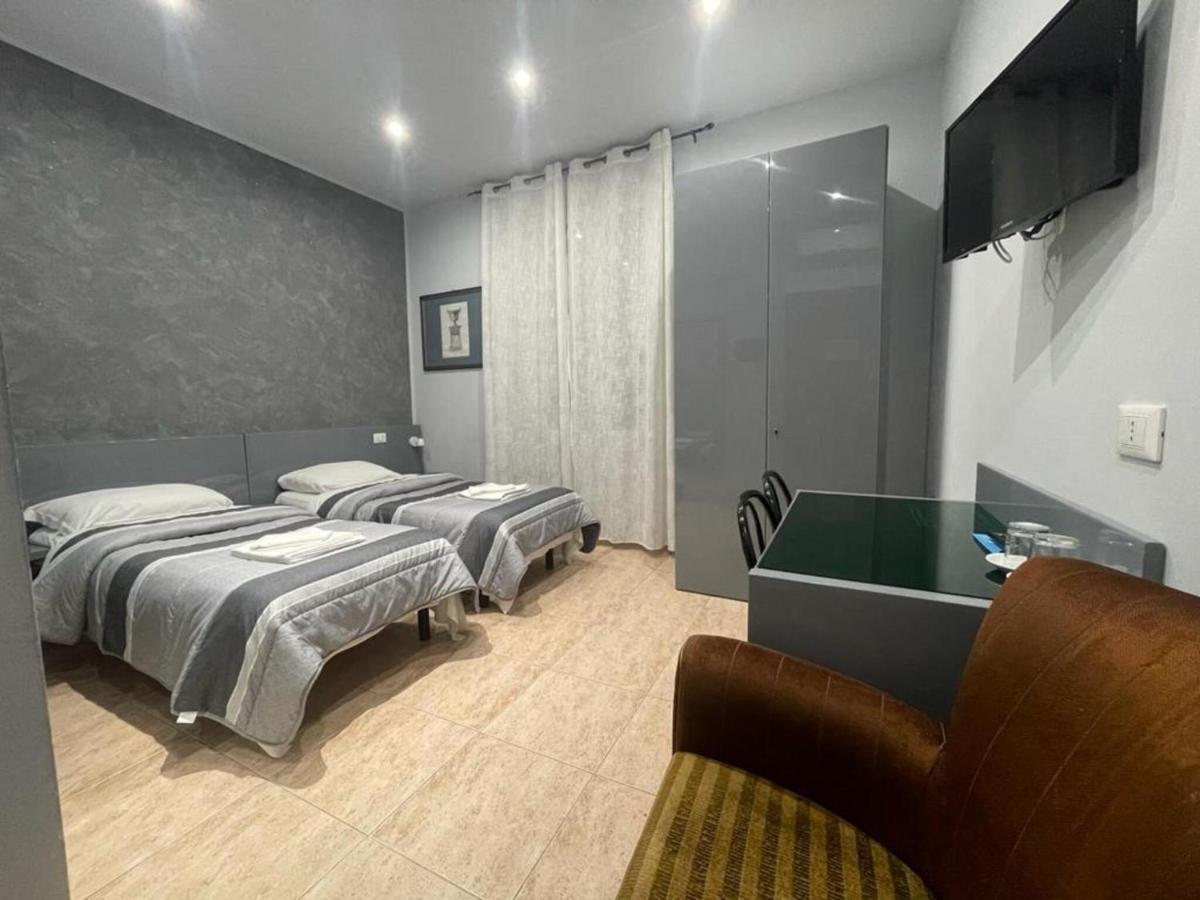 Hotel Convertini Милан Экстерьер фото