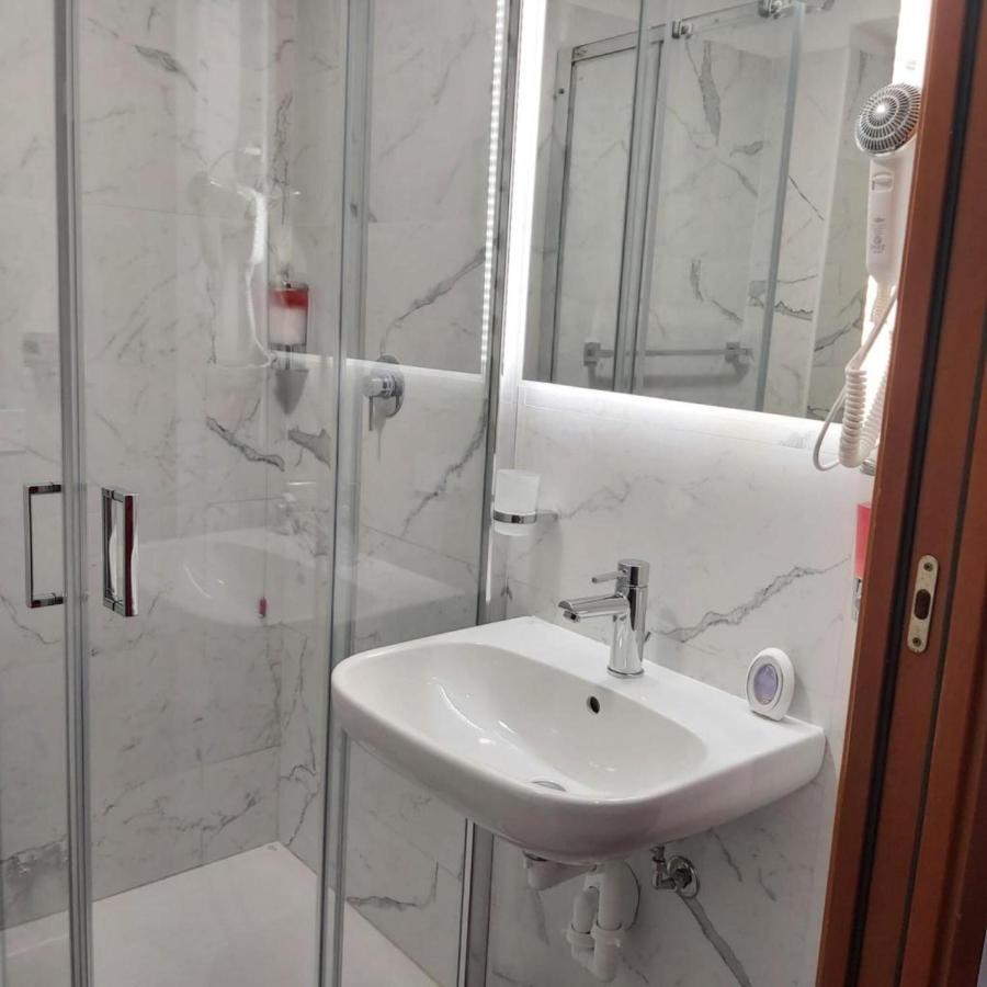 Hotel Convertini Милан Экстерьер фото